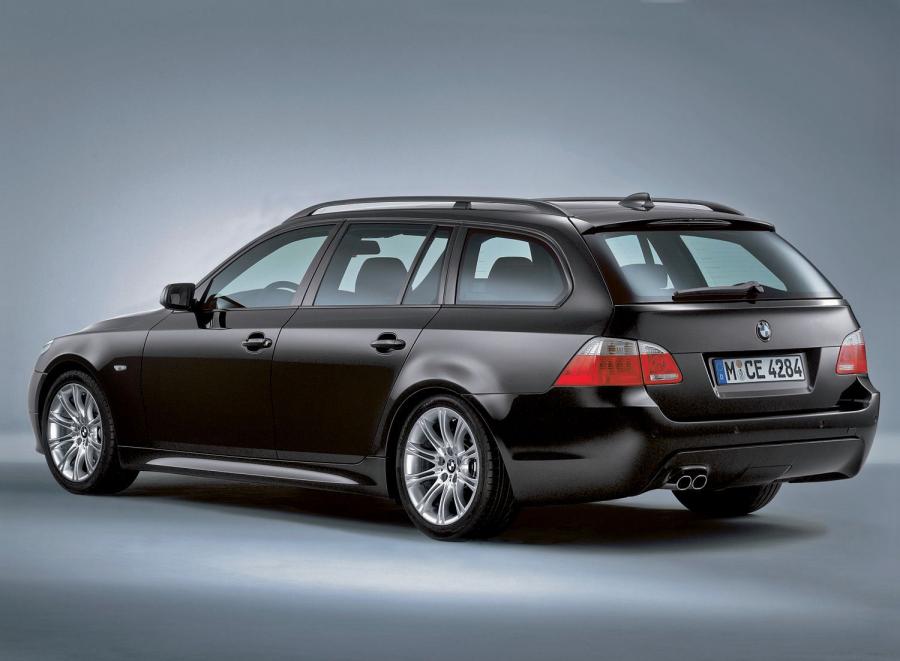  BMW 5-Series 2004 года  (фото 52 из 74)